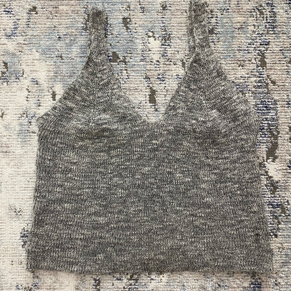 Knit Crop Top - Picture 2 of 3